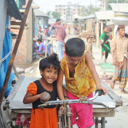 Community-led development in former refugee camp reaches next phase