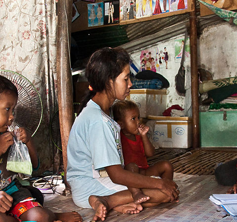 Habitat and living conditions improvement in poor communities in Phnom Penh