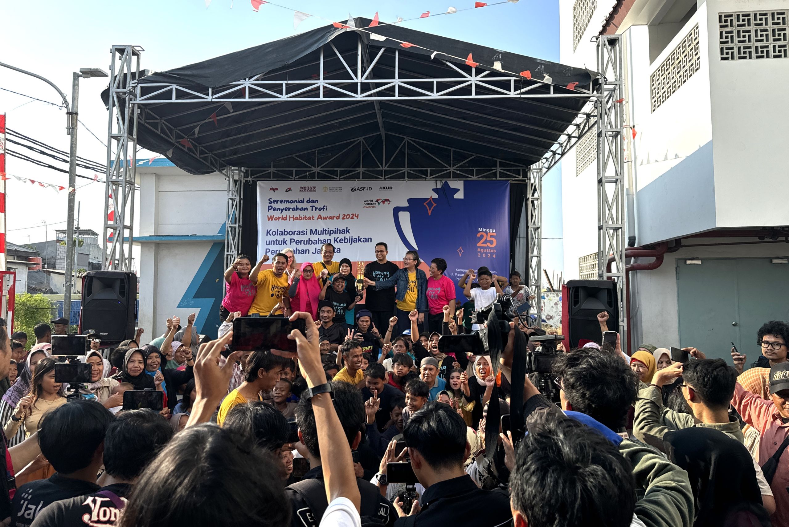 World Habitat Awards winners celebrate