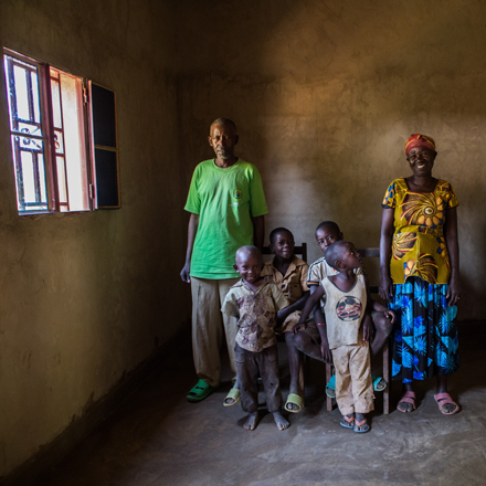 Organisation eliminating dirt floors and improving health of rural Rwandans – World Habitat Awards Finalist 2018